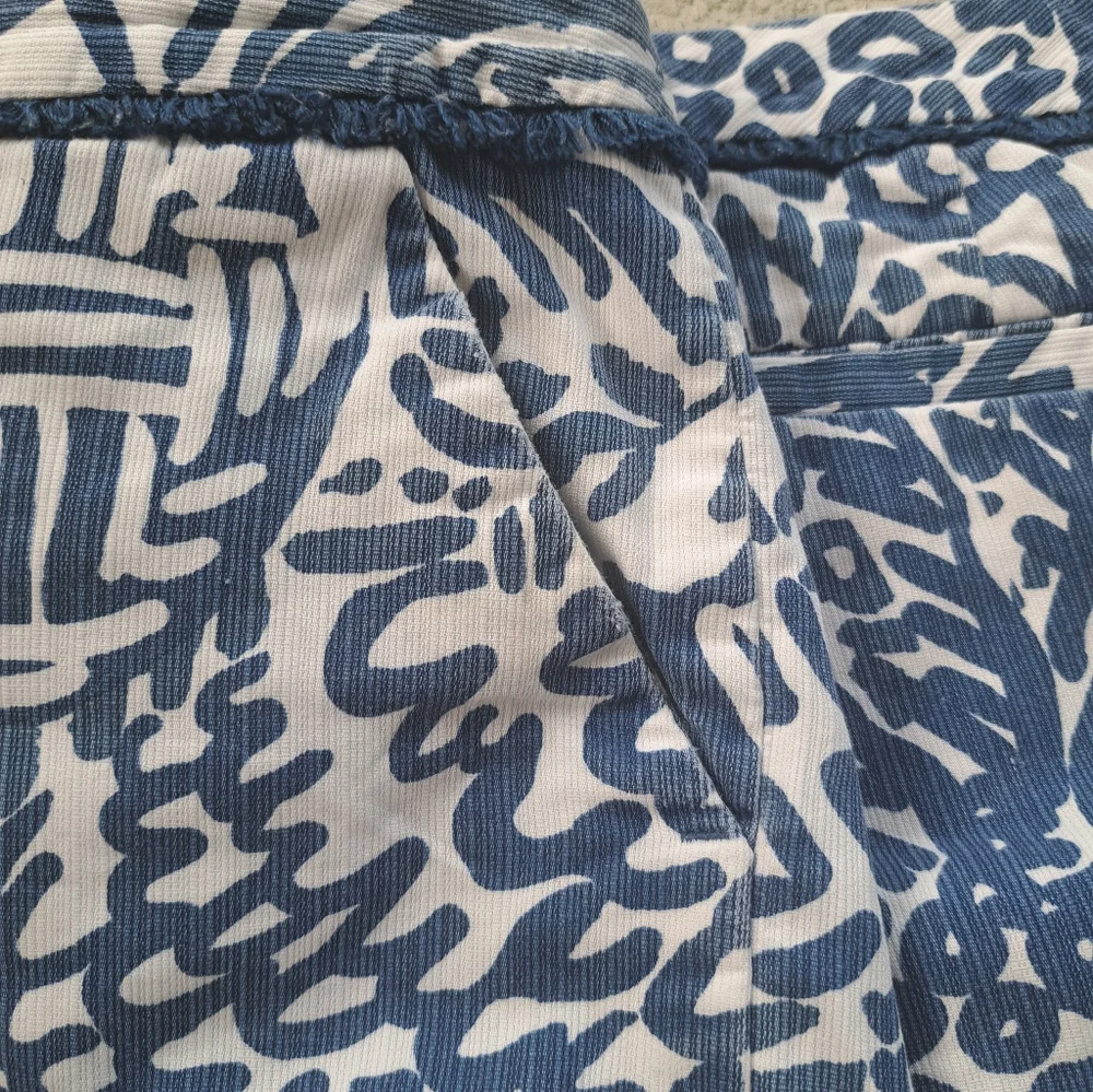 Lilly Pulitzer Navy & White Printed High-Waist Shorts